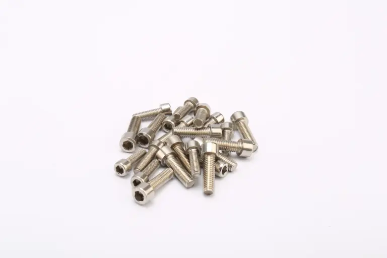 Customized-hexagon-socket-screw-manufacturer-04